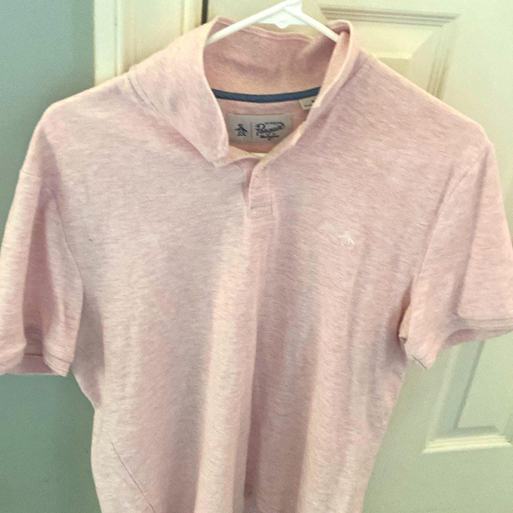 Men’s medium Penguin faded pink golf  polo.